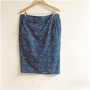 Ripskirt Hawaii Women’s Knee Length Skirt Blue White Floral Size Large Hook Loop